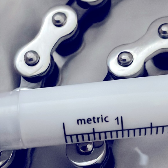 Men’s 9” Silver & Black Stainless Steel Bike Chain Bracelet - Picture 6 of 7